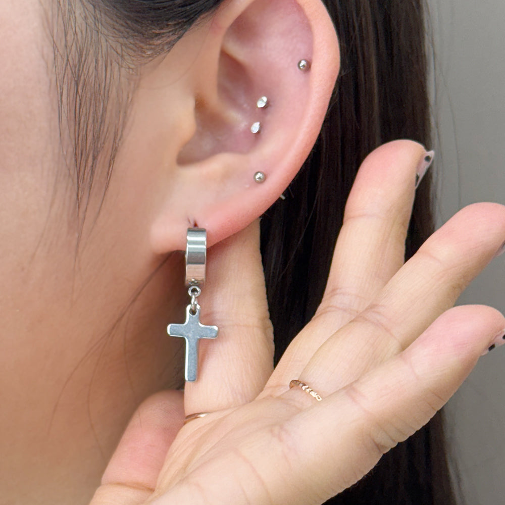 YEH 007 [サージカルステンレス] シンプル十字架リングワンタッチピアス