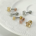 MN 113 ［サージカルステンレス］シンプルキュービックストーン花ピアス