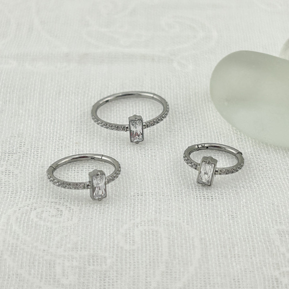 STS 103 ［サージカルステンレス］楕円形ストーンリングピアス