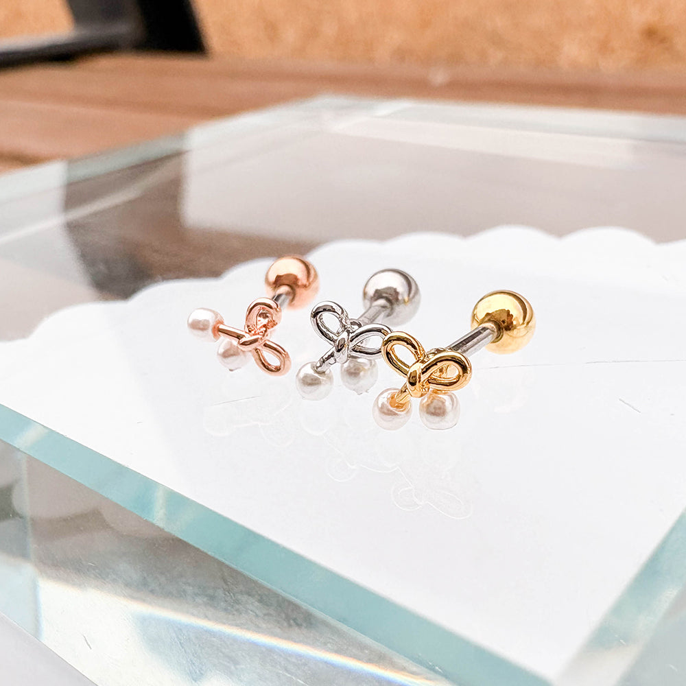 A5 246 [サージカルステンレス]　パールリボンピアス