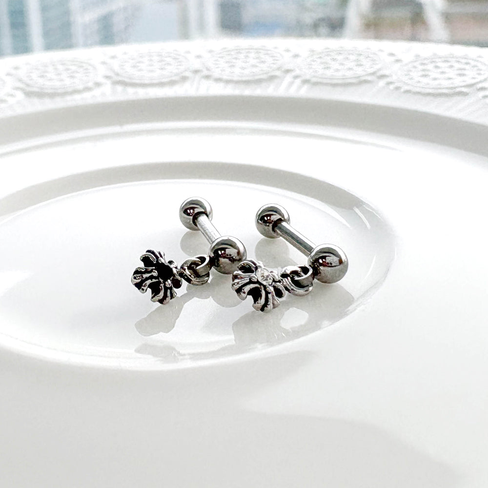 A2 240 ［サージカルステンレス］アンティークロイヤルキュービック十字架ピアス