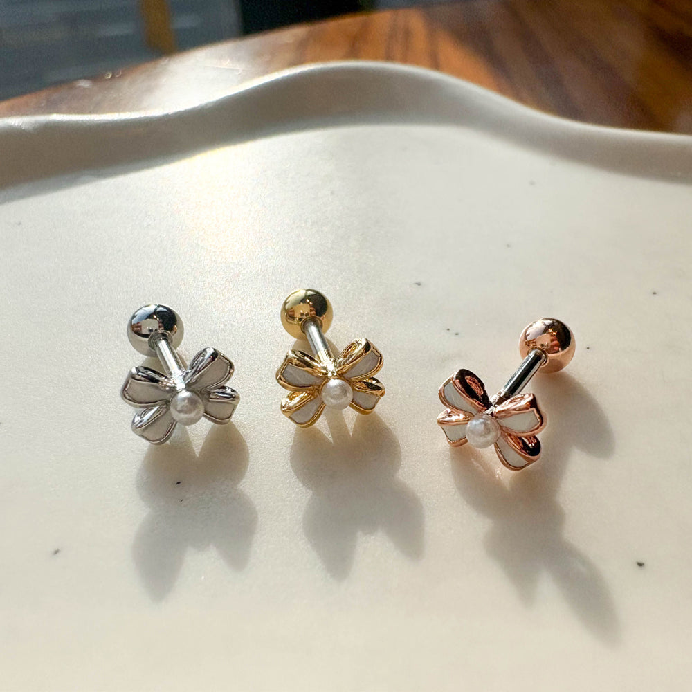 A3 080 [サージカルステンレス]　上品リボンピアス