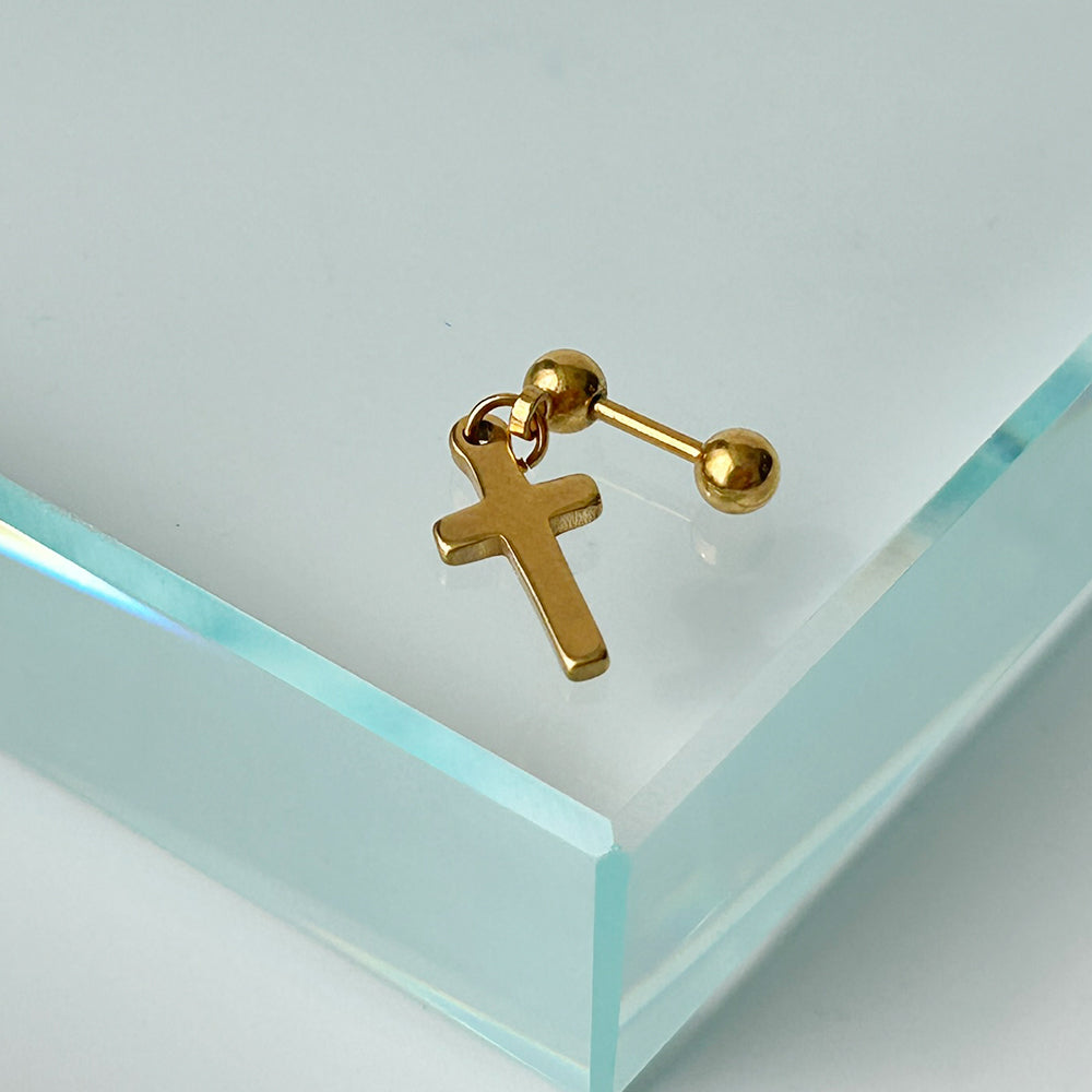 YES 043 ［サージカルステンレス］　十字架ピアス
