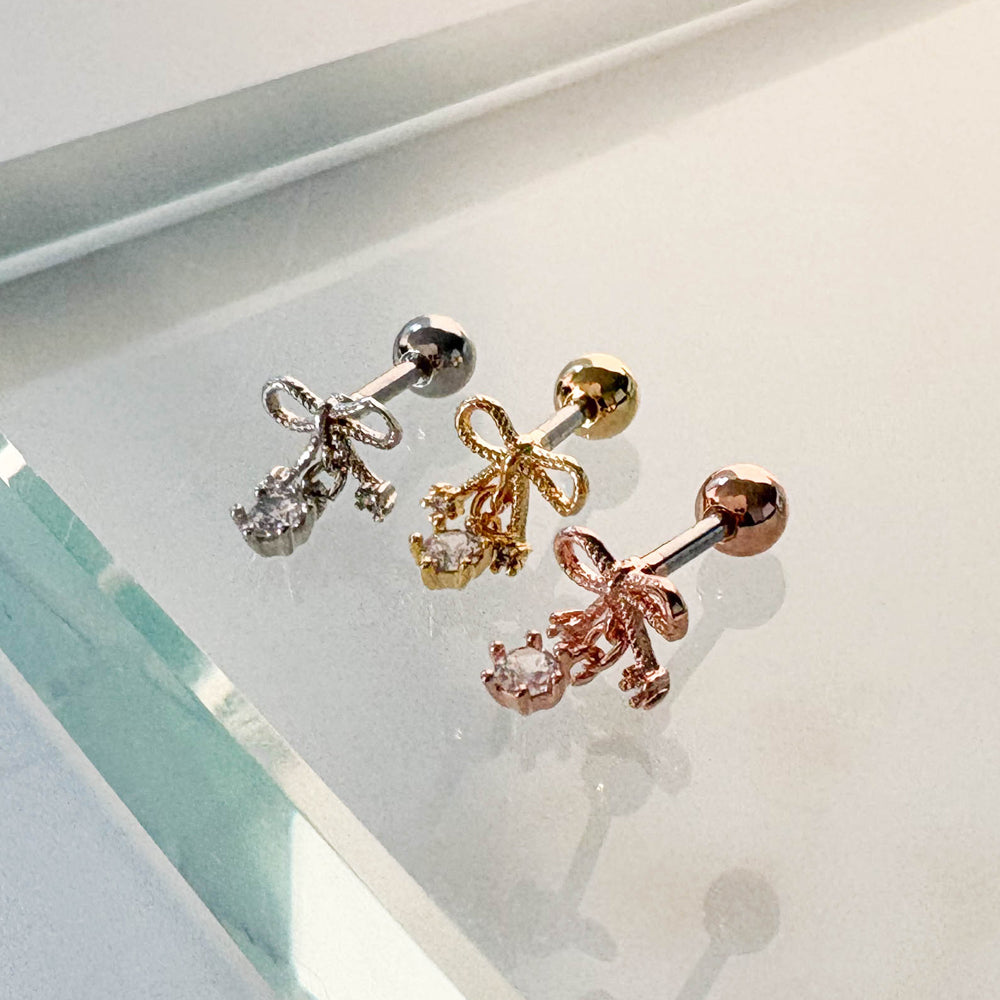 A8 283 ［サージカルステンレス］ねじりリボンピアス