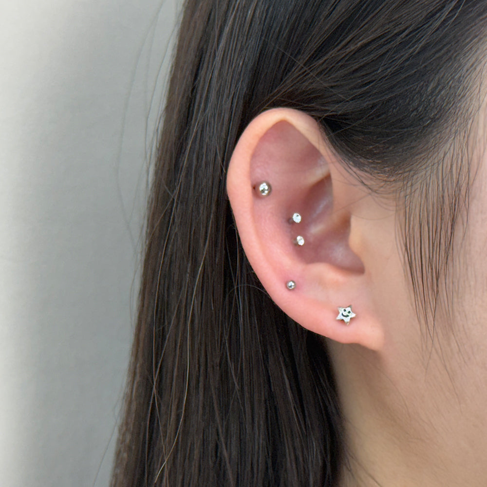 MV 018 [サージカルステンレス ] ミニスマイル星ピアス