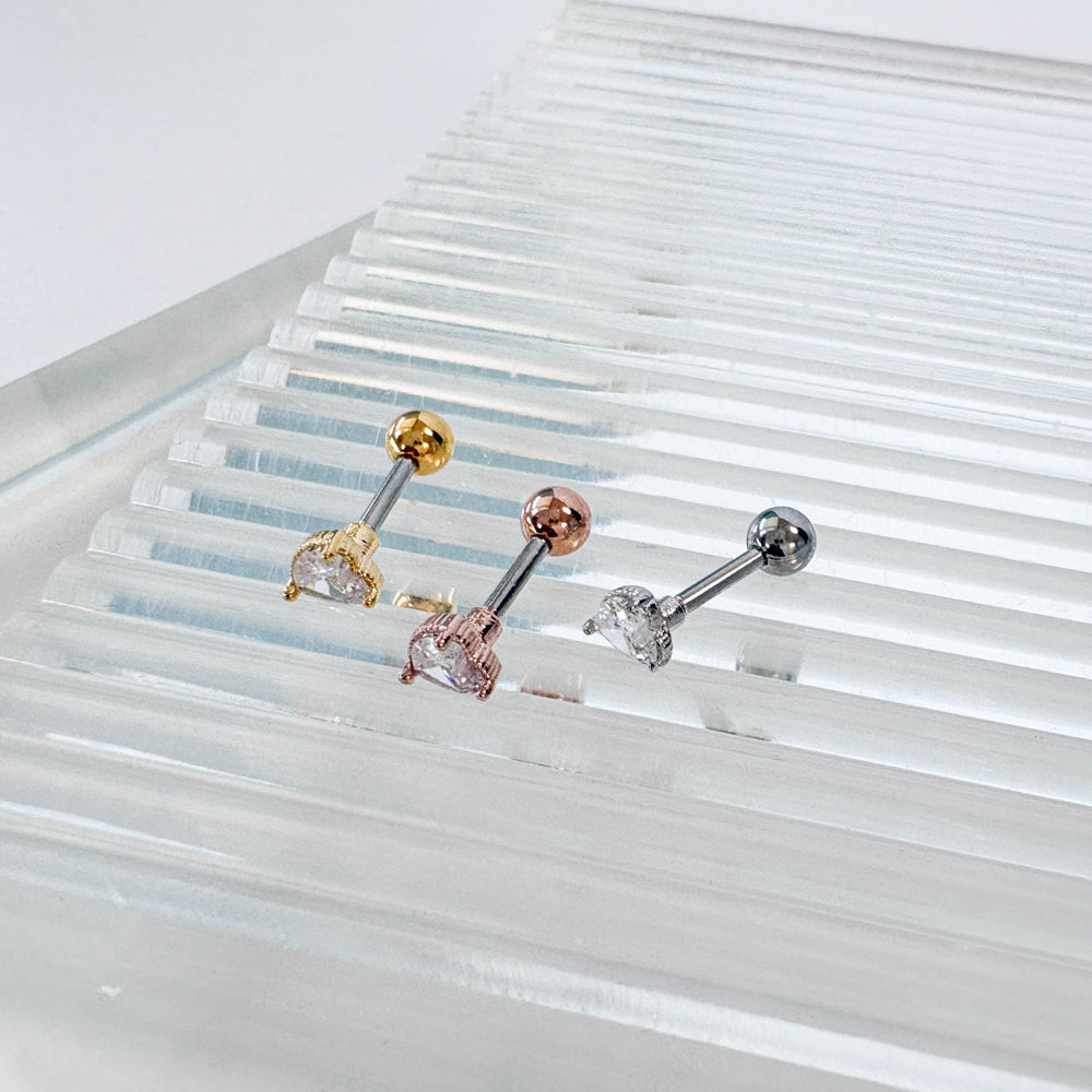 A8 238 ［サージカルステンレス］ハートピアス