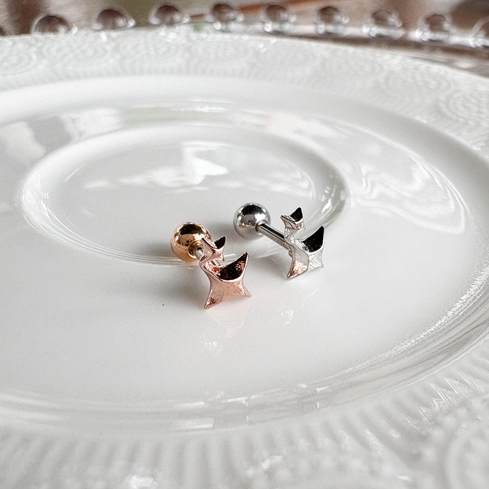 MJ 071 ［サージカルステンレス］星ピアス