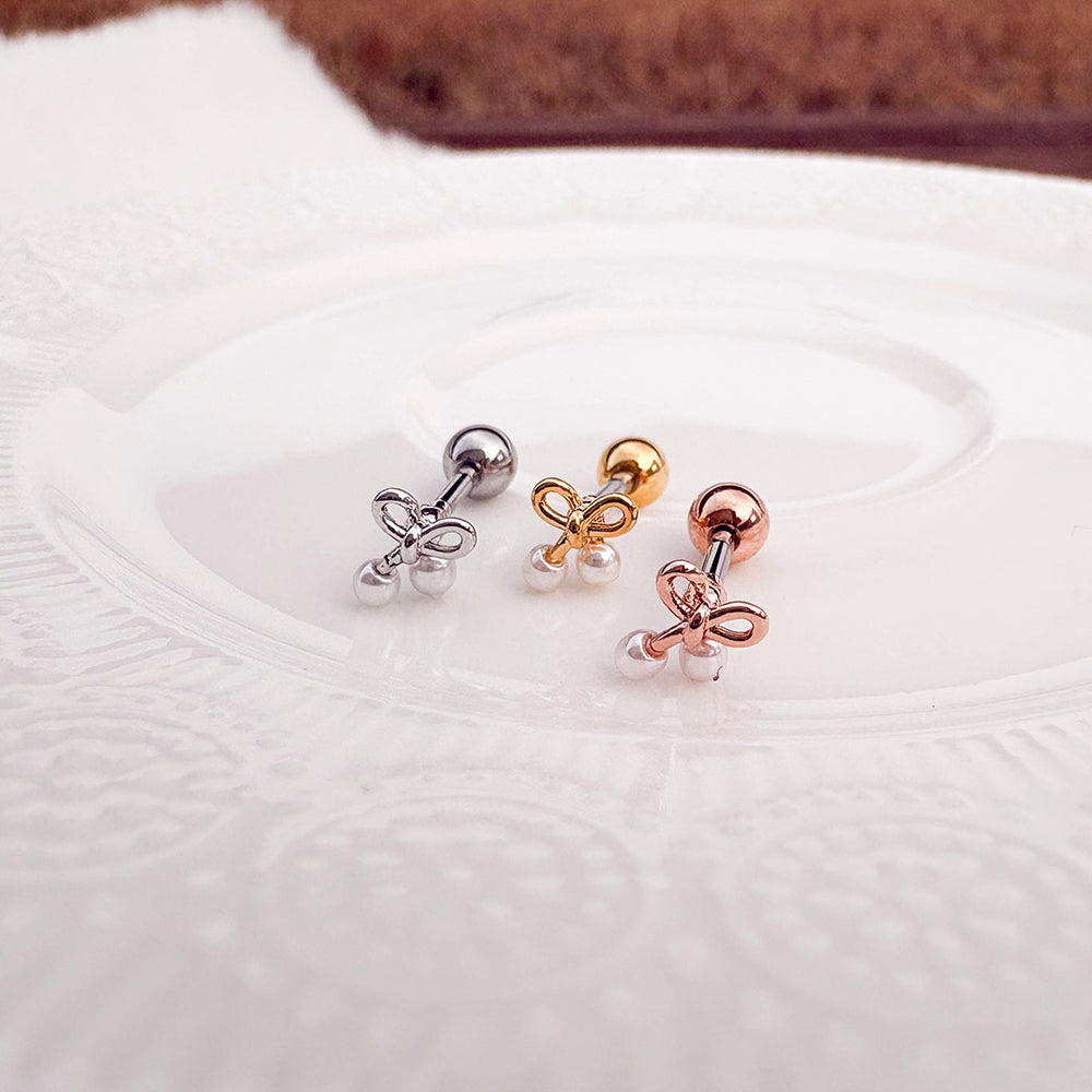 A5 246 [サージカルステンレス]　パールリボンピアス