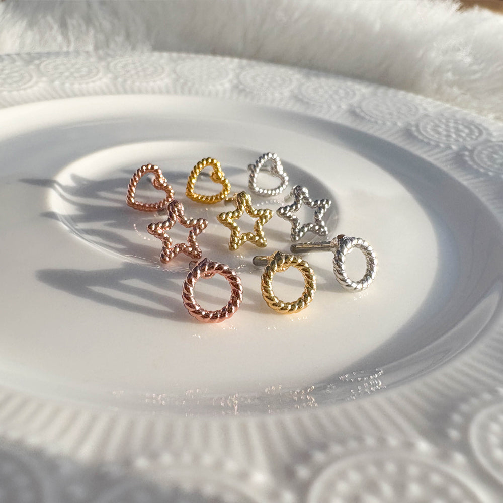 A4 114 ［サージカルステンレス］ ねじりハート＆星＆丸ピアス