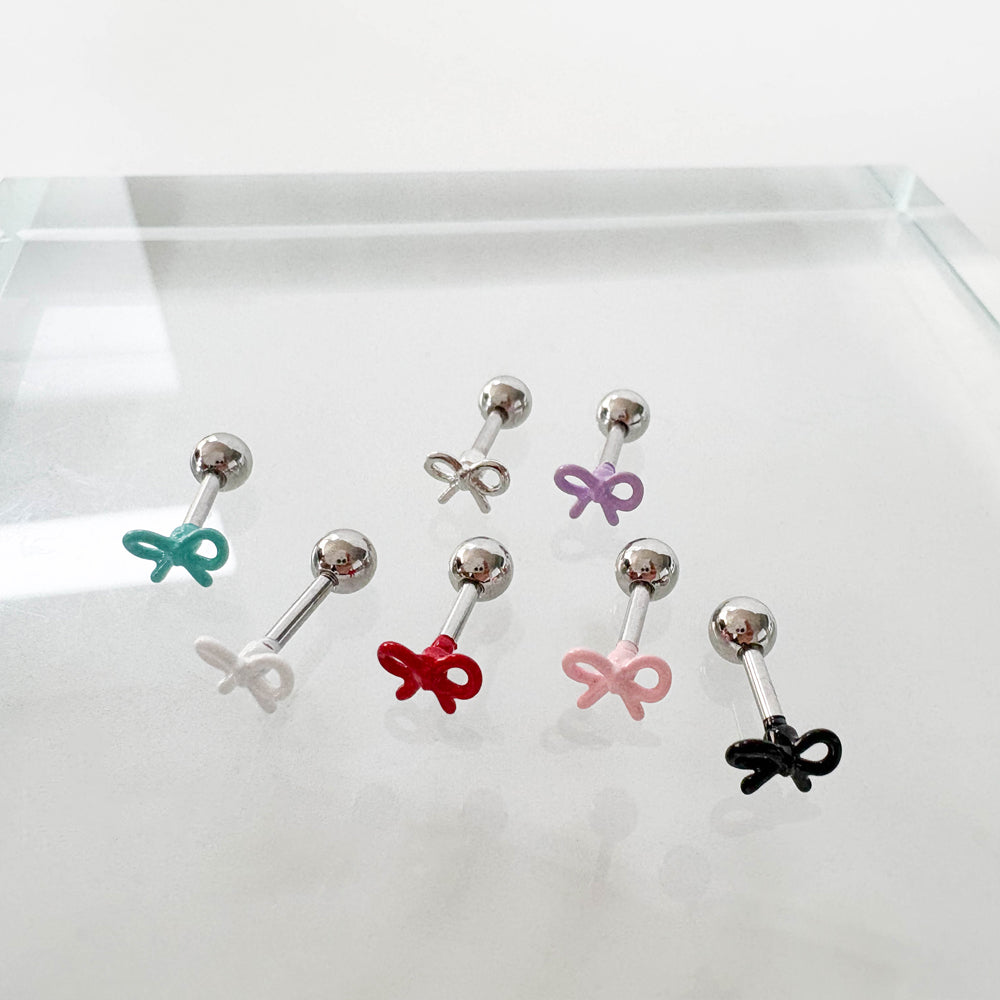 A8 241 [サージカルステンレス]　シンプルリボンピアス
