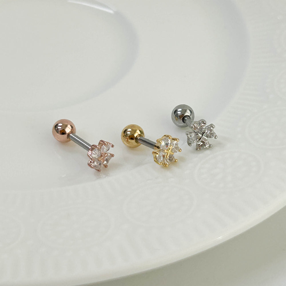 A8 261 ［サージカルステンレス］キュービック四葉のクローバーピアス