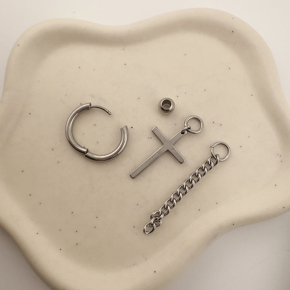 YEH 014 ［サージカルステンレス］十字架ワンタッチピアス