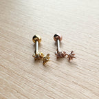 MP 154 ［サージカルステンレス］キュービック星ピアス