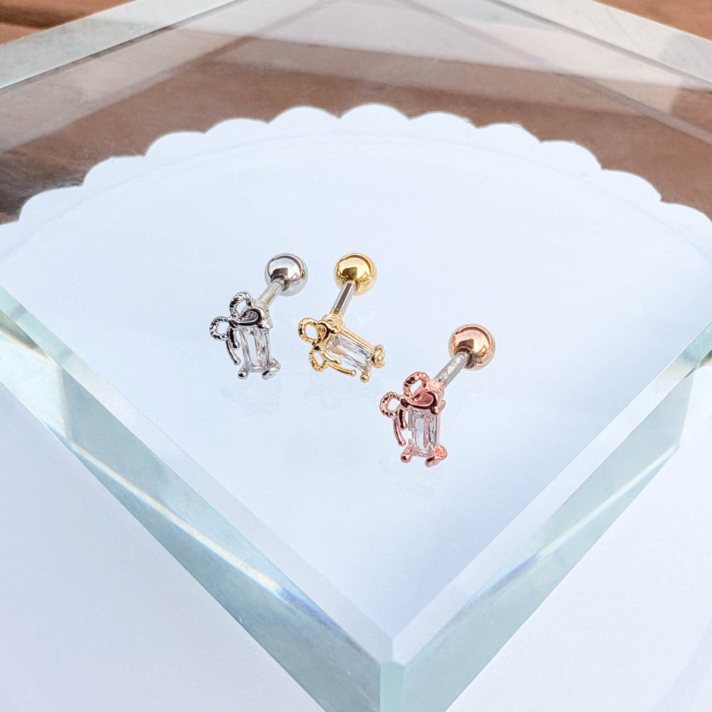 A5 255 ［サージカルステンレス］ストーンキュービックリボンピアス