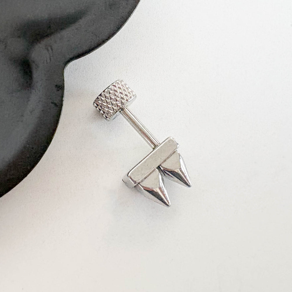 A9 244 ［サージカルステンレス］フラットスパイクピアス