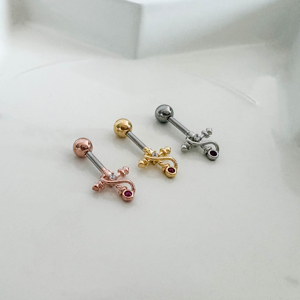 A8 272 [サージカルステンレス ]　三色十字架ピアス