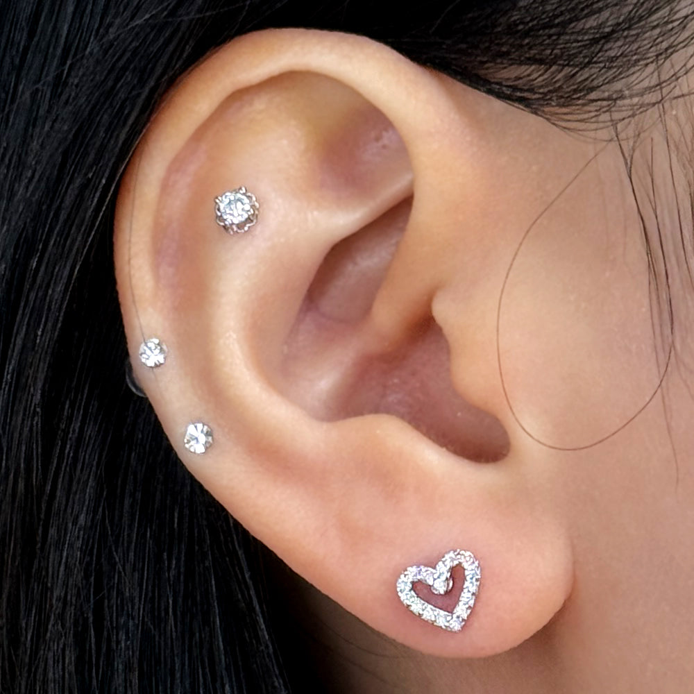 MN 085 ［サージカルステンレス］ラインハートキュービックピアス