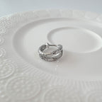 A5 281 [サージカルステンレス] キュービックダブルハーフリングピアス