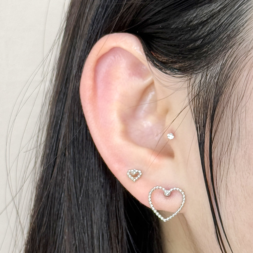 MP 130 ［サージカルステンレス］ドットハートピアス