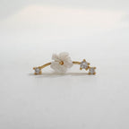 A10 034 ［サージカルステンレス］フラワーラインピアス