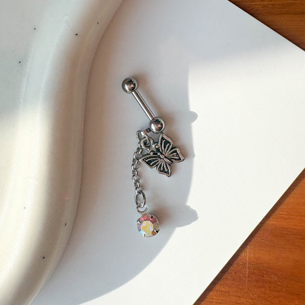 A2 248 ［サージカルステンレス］アンティーク蝶々ピアス