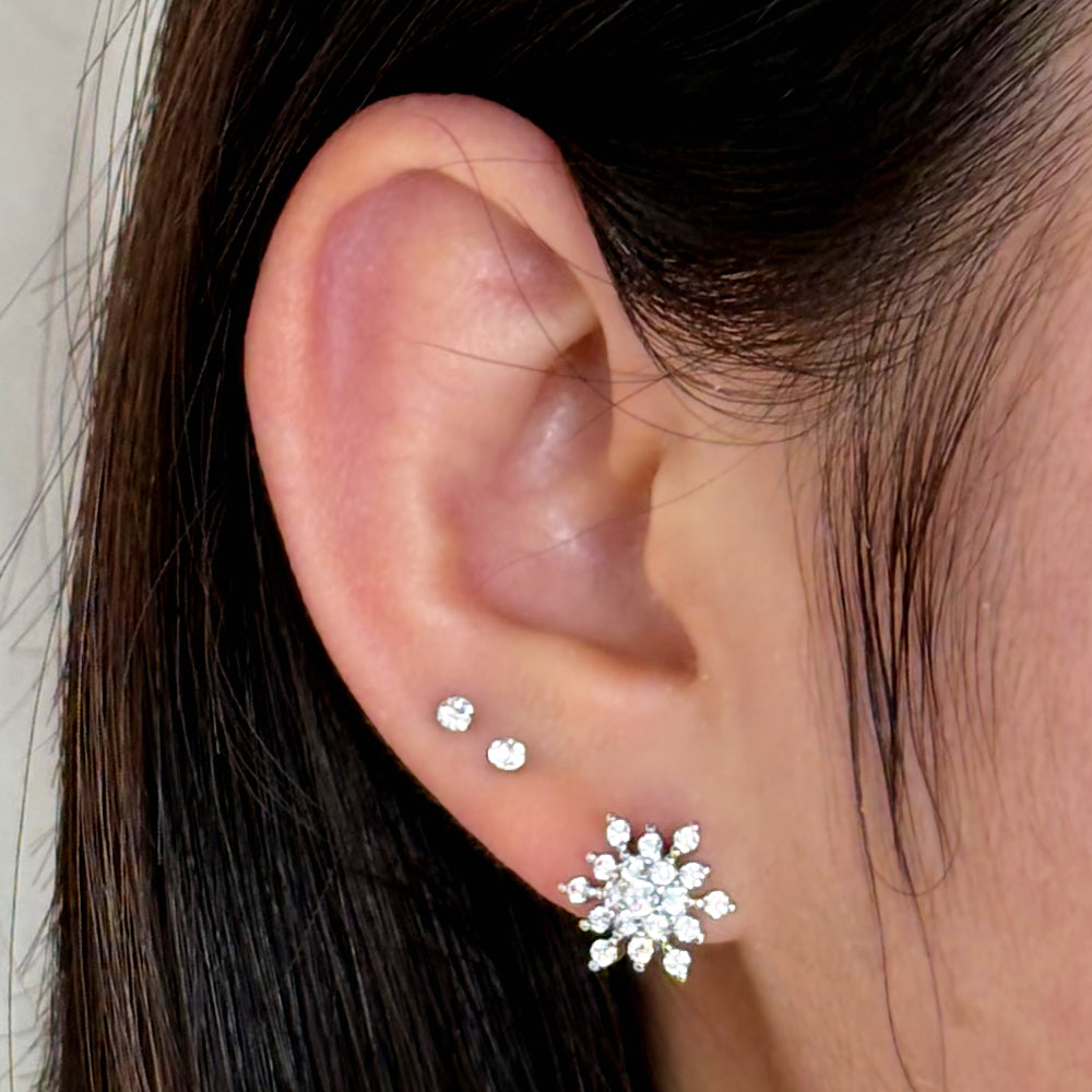 MN 002 ［サージカルステンレス］スノーフラワーピアス