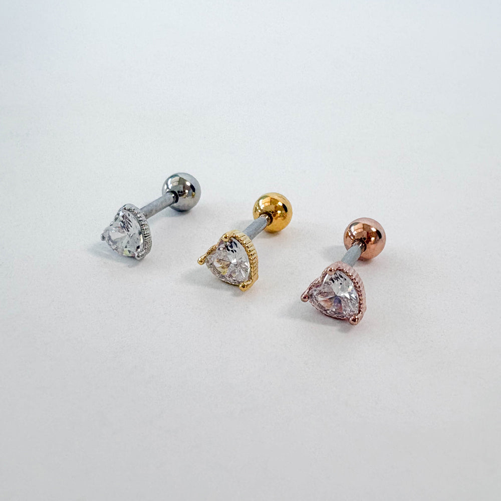 A8 238 ［サージカルステンレス］ハートピアス