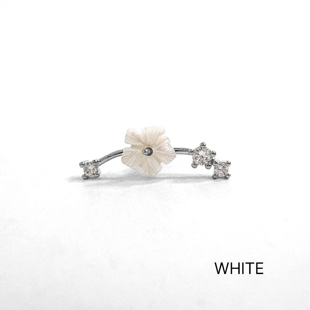 A10 034 ［サージカルステンレス］フラワーラインピアス