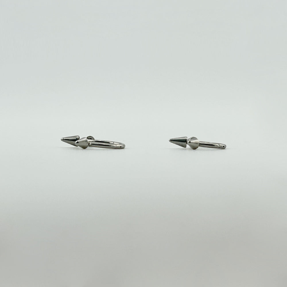 STS 032 ［サージカルステンレス］とんがりリングピアス