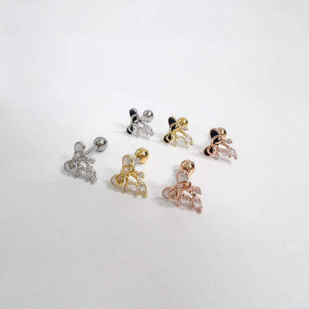 A5 299 ［サージカルステンレス］ブラックアンドホワイトリボンキュービックピアス