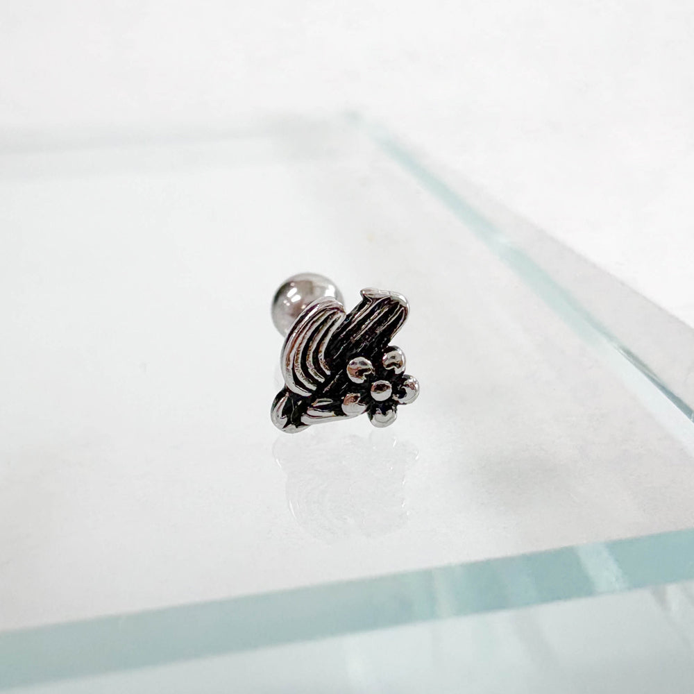 MV 069 ［サージカルステンレス］アンティーク花ピアス