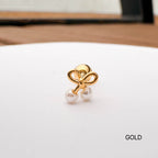 A5 246 [サージカルステンレス]　パールリボンピアス