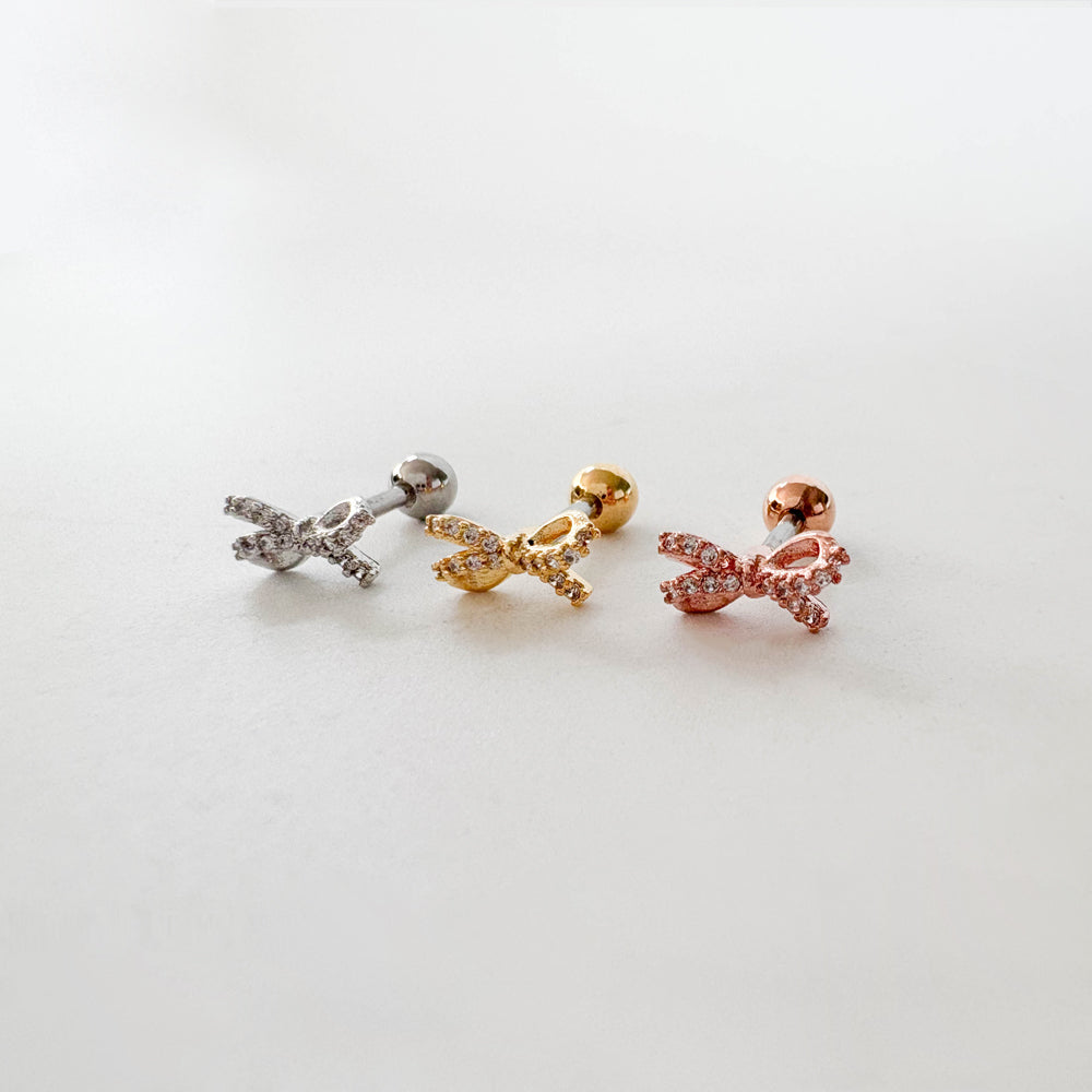 A8 292 ［サージカルステンレス］リボンピアス