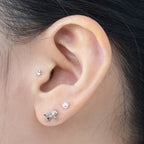 MN 181 ［サージカルステンレス］シルバーリボンピアス